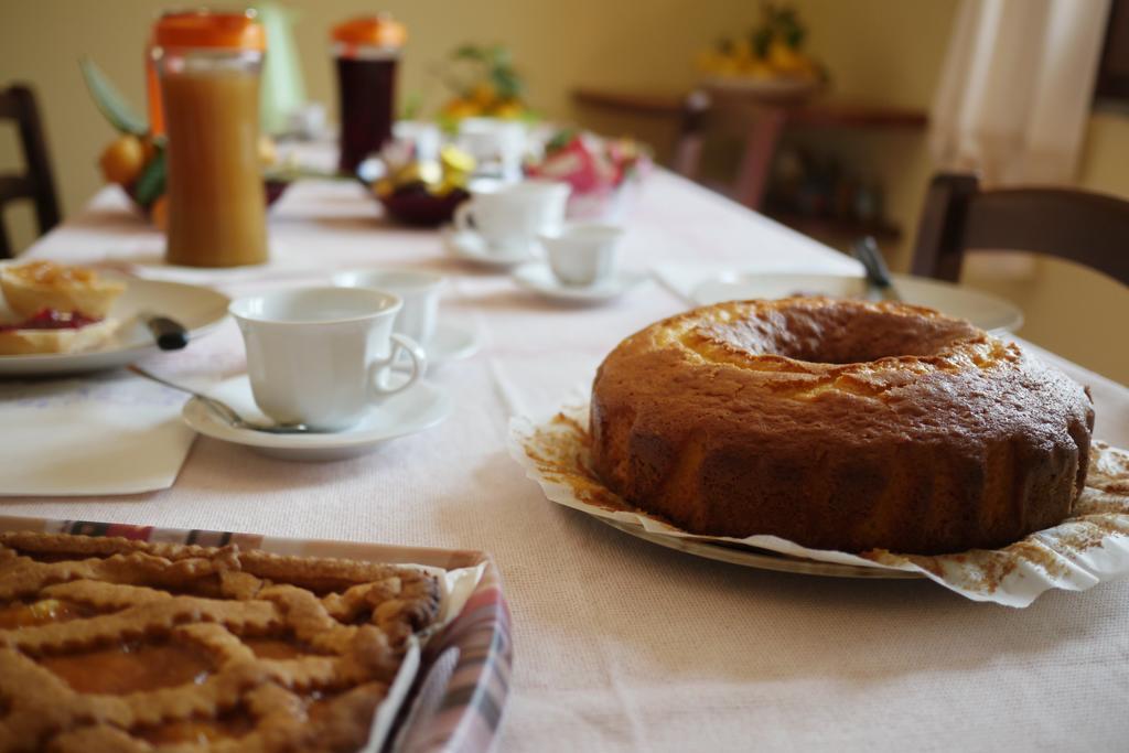 Bed And Breakfast Le Camelie Alghero Exterior photo
